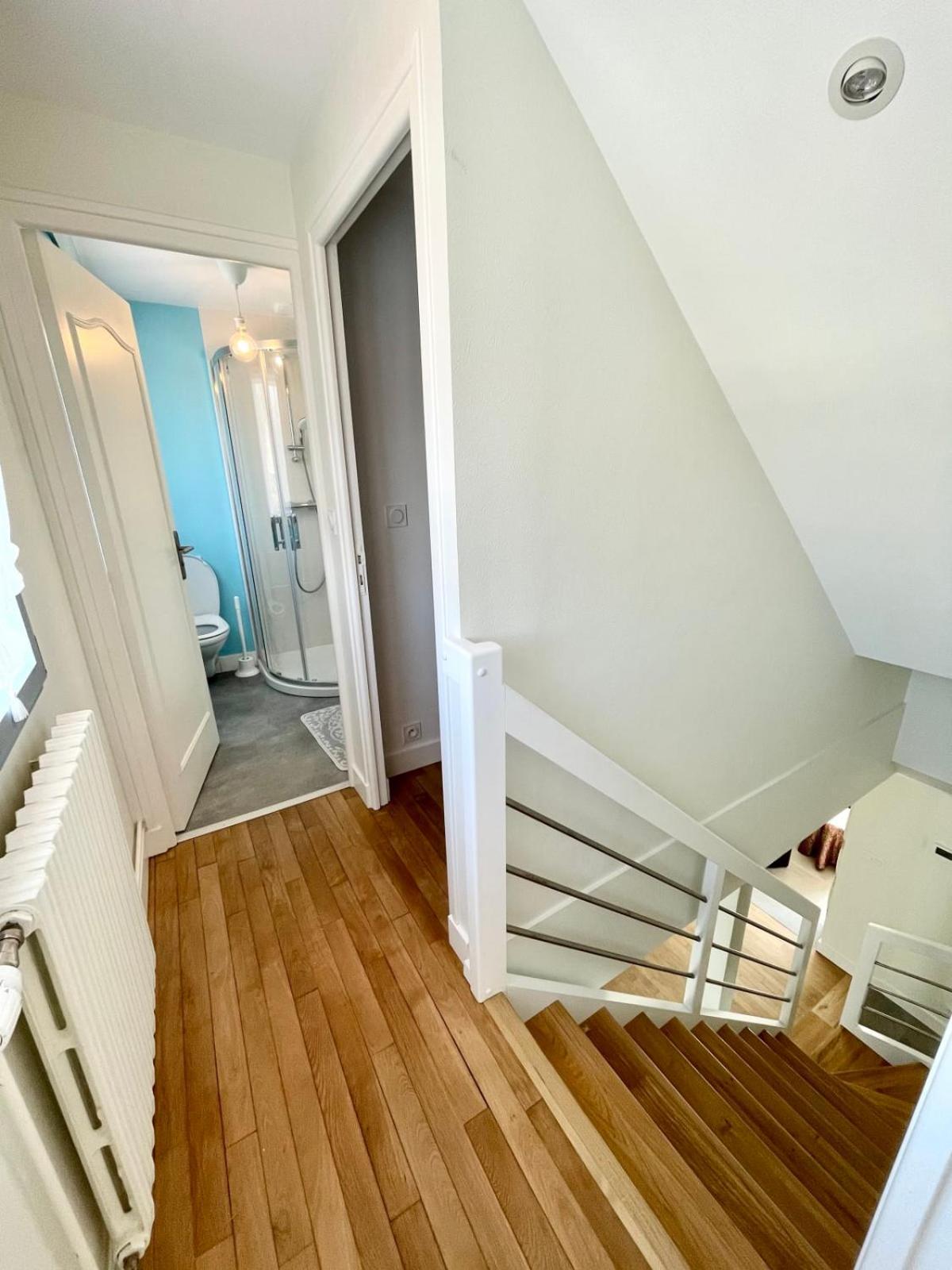 Maison de charme vue mer 180 rénovée Accès plage Riantec Extérieur photo